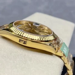 Rolex Day Date II 228238 Champagne Dial 41mm6