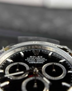Rolex Daytona 126500LN Black Dial 40 mm Godzilla04