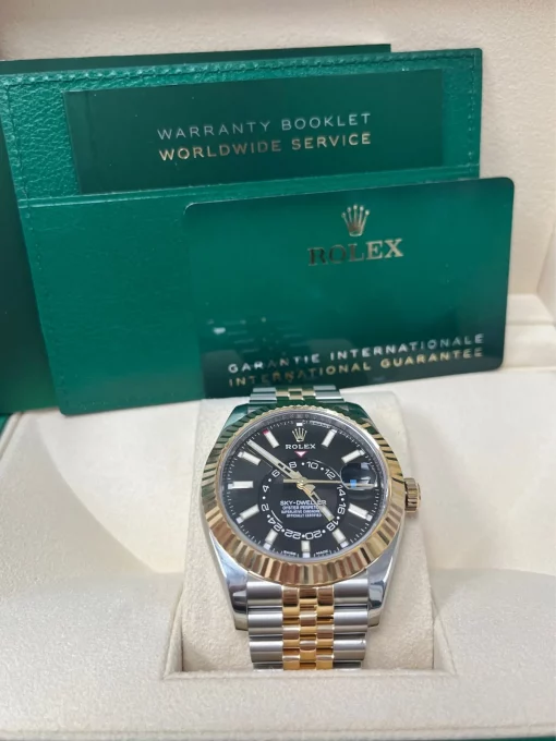 Rolex Sky Dweller 336933 Bright Black Dial 42mm Jubilee