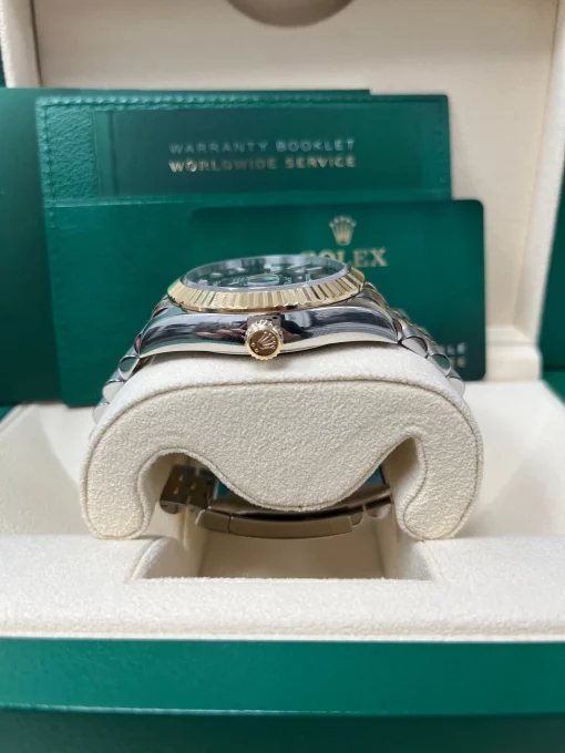 Rolex Sky Dweller 336933 Bright Black Dial 42mm Jubilee