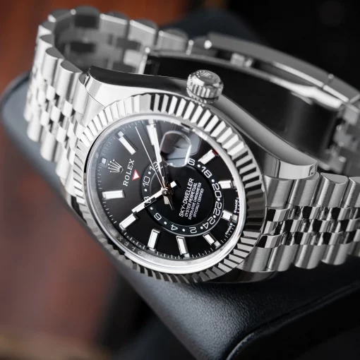 Rolex Sky Dweller 336934 Bright Black Dial 42mm Jubilee