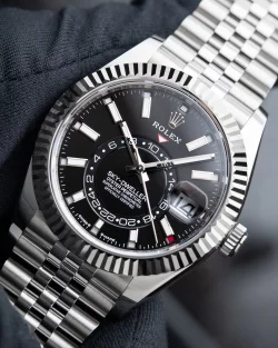 Rolex Sky Dweller 336934 Bright Black Dial 42mm Jubilee