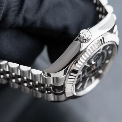 Rolex Sky Dweller 336934 Bright Black Dial 42mm Jubilee