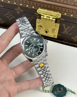 Rolex Sky Dweller 336934 Mint Green Dial 42mm