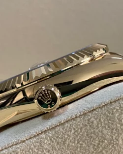 Rolex Sky Dweller 336938 Champagne Dial 42mm